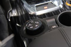 2013款 1.6T 自动 THP至尚版 5座