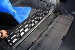 2013款 1.6T 自动 THP至尚版 5座