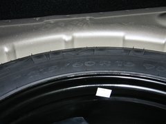 2013款 1.6T 自动 THP至尚版 5座