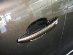 2013款 1.6T 自动 THP至尚版 5座