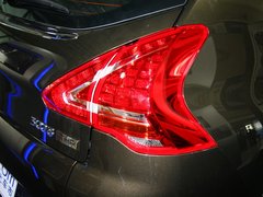 2013款 1.6T 自动 THP至尚版 5座