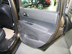 2013款 1.6T 自动 THP至尚版 5座