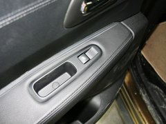 标致3008 2013款 1.6T 自动 THP至尚版 5座