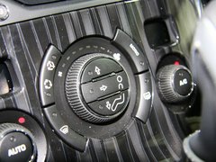 标致3008 2013款 1.6T 自动 THP至尚版 5座