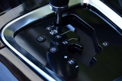 2013款 1.6T 自动 THP至尚版 5座