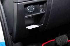 2013款 1.6T 自动 THP至尚版 5座