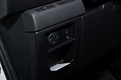 2013款 1.6T 自动 THP至尚版 5座