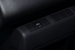 2013款 1.6T 自动 THP至尚版 5座