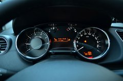 2013款 1.6T 自动 THP至尚版 5座
