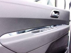 2013款 1.6T 自动 THP至尚版 5座