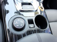2013款 1.6T 自动 THP至尚版 5座