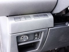 2013款 1.6T 自动 THP至尚版 5座