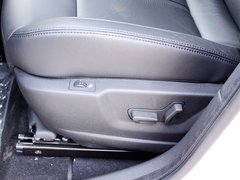 2013款 1.6T 自动 THP至尚版 5座