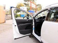 2013款 1.6T 自动 THP至尚版 5座