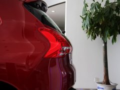 2013款 1.6T 自动 THP至尚版 5座