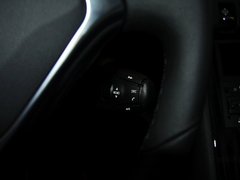 2013款 1.6T 自动 THP至尚版 5座