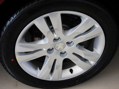2013款 1.6T 自动 THP至尚版 5座