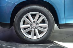 2013款 1.6 手动 两驱标准 5座