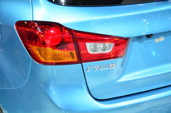 2013款 1.6 手动 两驱标准 5座