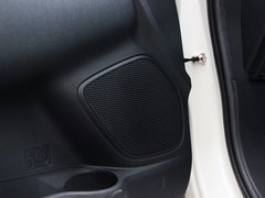 2013款 1.6 手动 两驱标准 5座