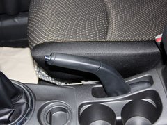 2013款 1.6 手动 两驱标准 5座