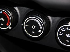 2013款 1.6 手动 两驱标准 5座