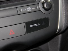 2013款 1.6 手动 两驱标准 5座