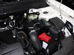 2013款 1.6 手动 两驱标准 5座