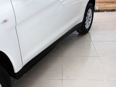 2013款 1.6 手动 两驱标准 5座