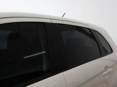 2013款 1.6 手动 两驱标准 5座