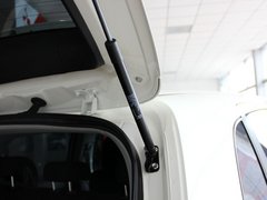 2013款 1.6 手动 两驱标准 5座
