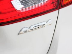 2013款 1.6 手动 两驱标准 5座