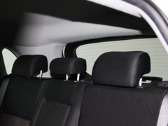 2013款 1.6 手动 两驱标准 5座