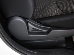 2013款 1.6 手动 两驱标准 5座