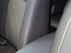 2013款 1.6 手动 两驱标准 5座