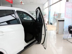 2013款 1.6 手动 两驱标准 5座