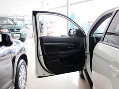 2013款 1.6 手动 两驱标准 5座