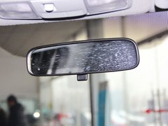 2013款 1.6 手动 两驱标准 5座