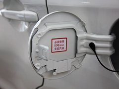 2013款 1.6 手动 两驱标准 5座