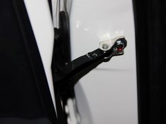 2013款 1.6 手动 两驱标准 5座