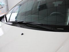2013款 1.6 手动 两驱标准 5座