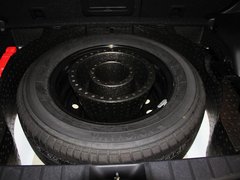 2013款 1.6 手动 两驱标准 5座