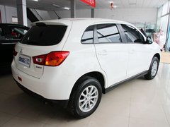 2013款 1.6 手动 两驱标准 5座