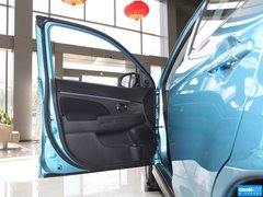 2013款 1.6 手动 两驱标准 5座