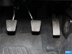 2013款 1.6 手动 两驱标准 5座