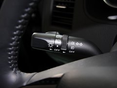2013款 3.7L 自动 基本型 7座