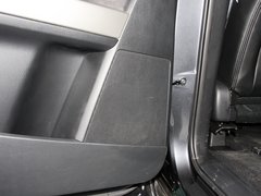 2013款 3.7L 自动 基本型 7座