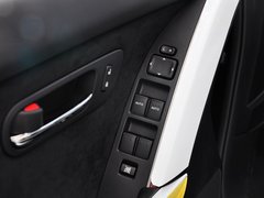 2013款 3.7L 自动 基本型 7座