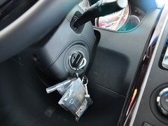 2013款 3.7L 自动 基本型 7座