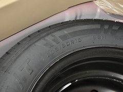 2013款 1.5L 手动 时尚型 5座